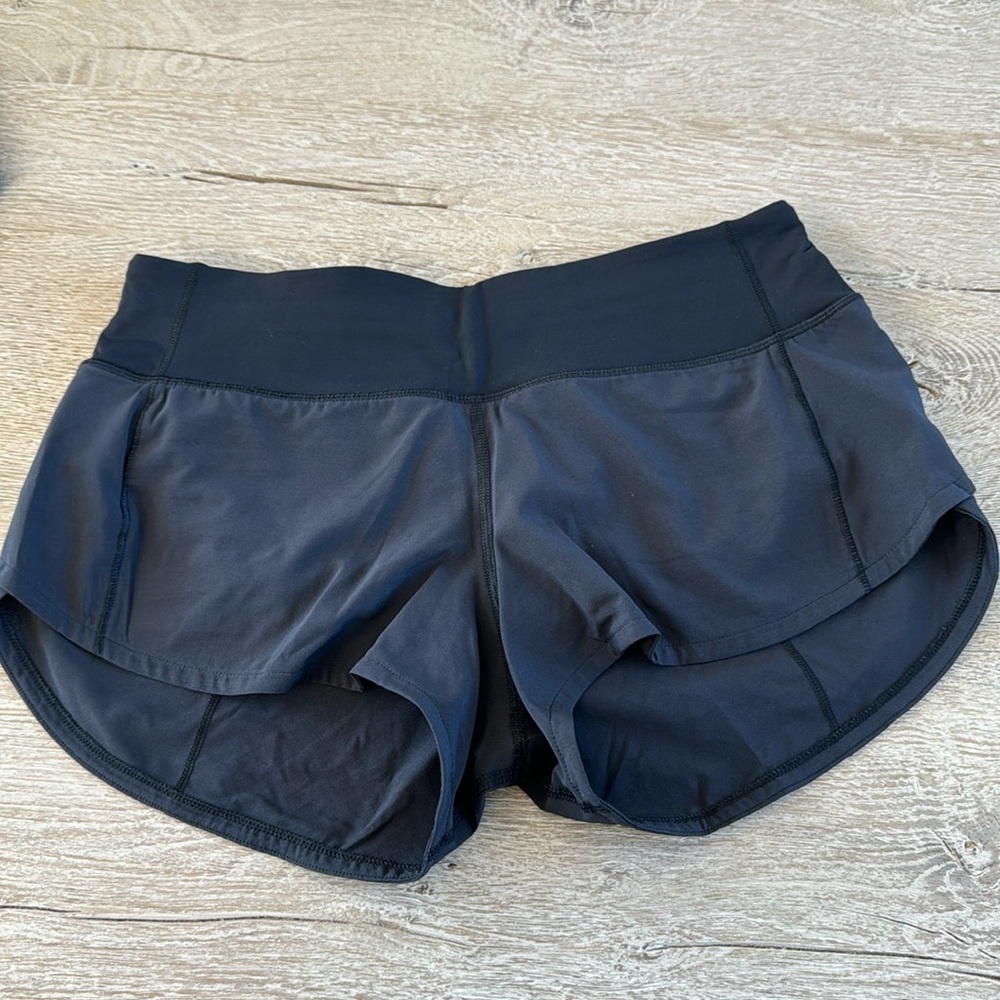 Lululemon speed up short 2.5